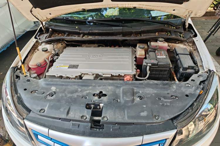 Used BYD e5 2018 450 Smart Connect Enjoyment Version Engine Bay