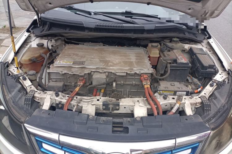 Used BYD e5 2018 450 Smart Connect Enjoyment Version Engine Bay