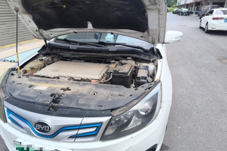 Used BYD e5 2018 450 Smart Connect Enjoyment Version Engine Bay Left
