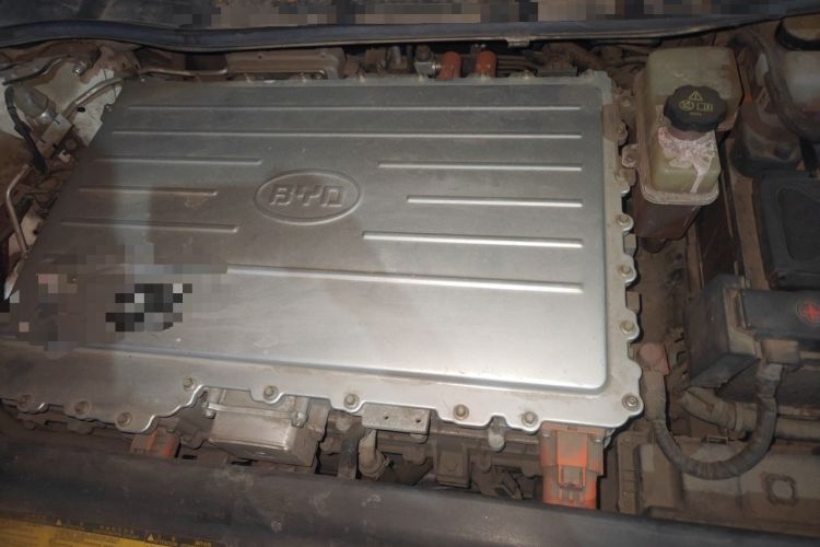 Used BYD e5 2018 450 Smart Connect Enjoyment Version Engine Bay Left