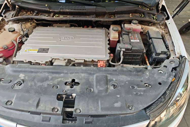 Used BYD e5 2018 450 Smart Connect Enjoyment Version Engine Bay Left