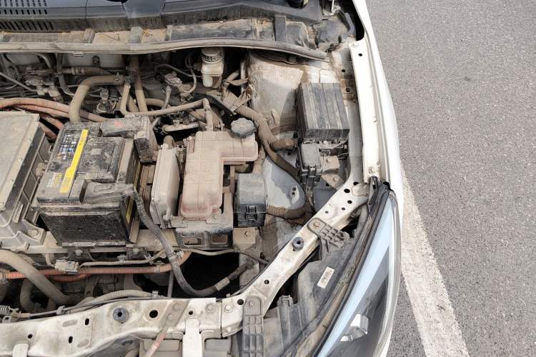 Used BYD e5 2018 Travel Edition Engine Bay Left