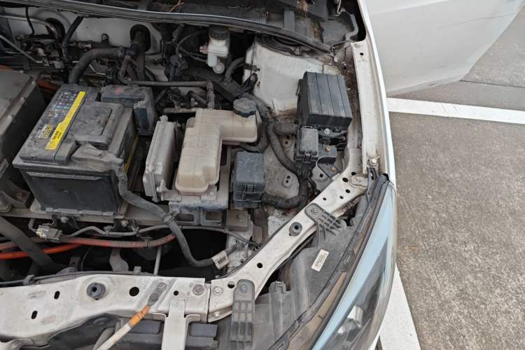 Used BYD e5 2018 Travel Edition Engine Bay Left