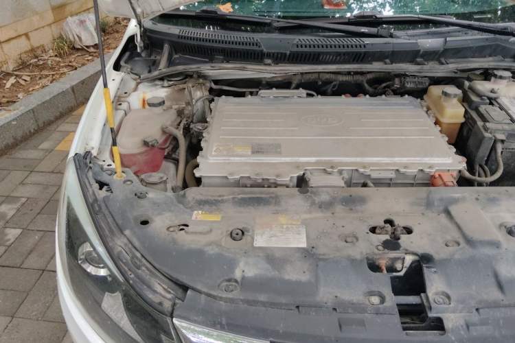 Used BYD e5 2018 450 Smart Connect Enjoyment Version Engine Bay Right
