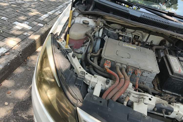 Used BYD e5 2018 Travel Edition Engine Bay Right