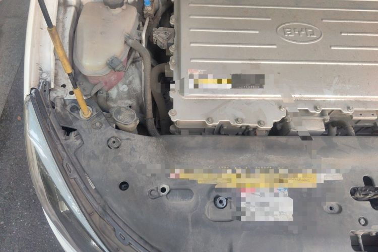 Used BYD e5 2018 450 Smart Connect Enjoyment Version Engine Bay Right