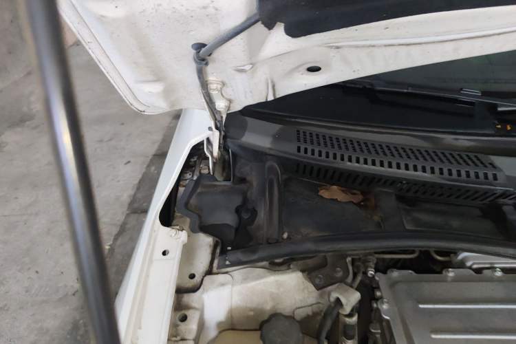 Used BYD e5 2018 450 Smart Connect Enjoyment Version Engine Bay Right