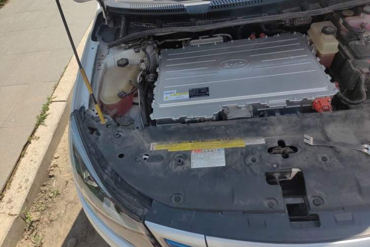 Used BYD e5 2018 450 Smart Connect Enjoyment Version Engine Bay Right