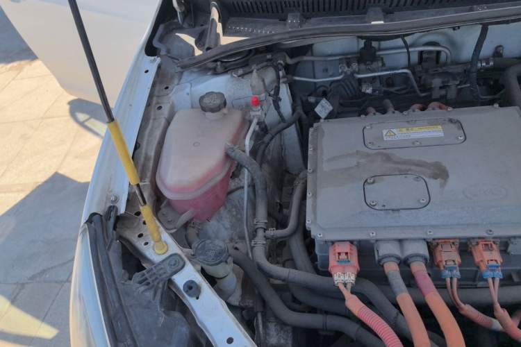 Used BYD e5 2018 Travel Edition Engine Bay Right
