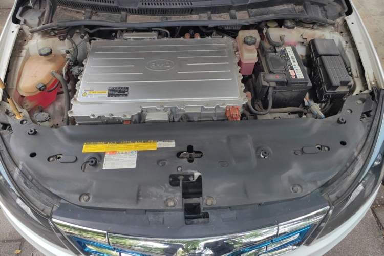 Used BYD e5 2018 450 Smart Connect Enjoyment Version Engine Bay