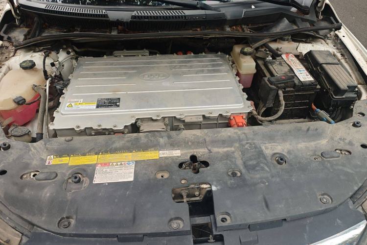 Used BYD e5 2018 450 Smart Connect Enjoyment Version Engine Bay
