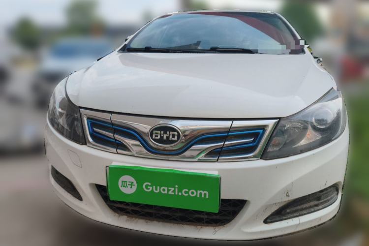 Used BYD e5 2018 Travel Edition Exterior 1