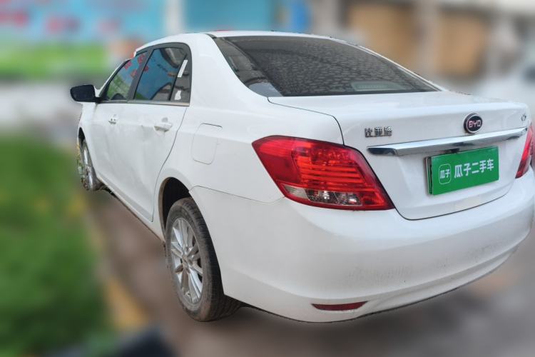 Used BYD e5 2018 Travel Edition Exterior 3