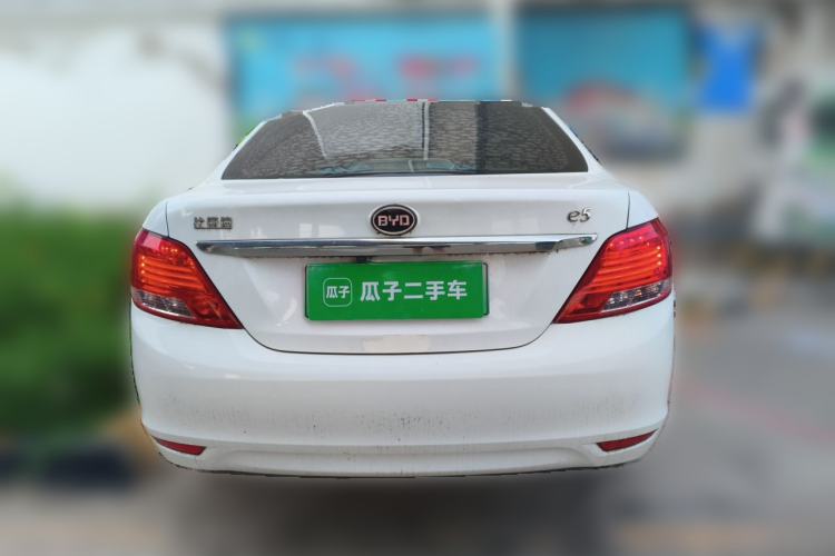 Used BYD e5 2018 Travel Edition Exterior 4