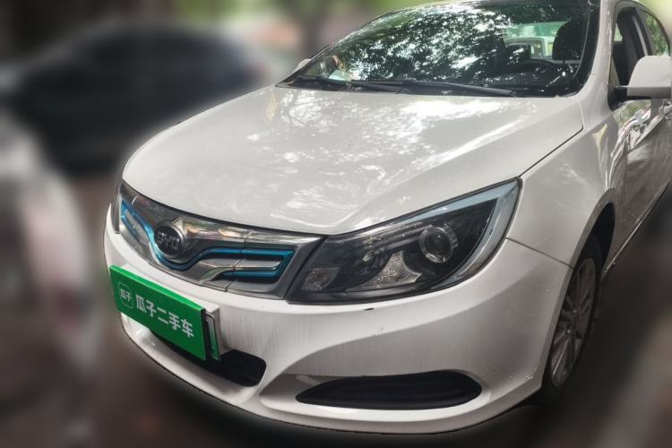 Used BYD e5 2018 Travel Edition Front