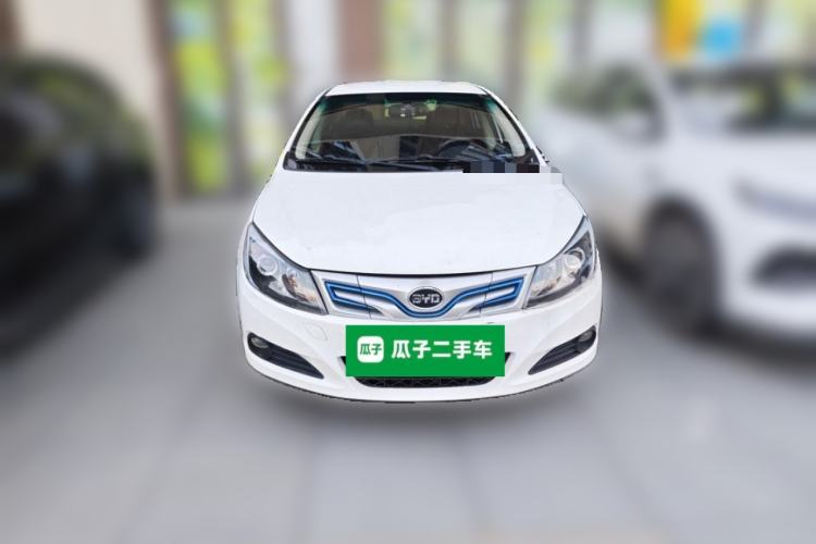Used BYD e5 2018 450 Smart Connect Enjoyment Version Front