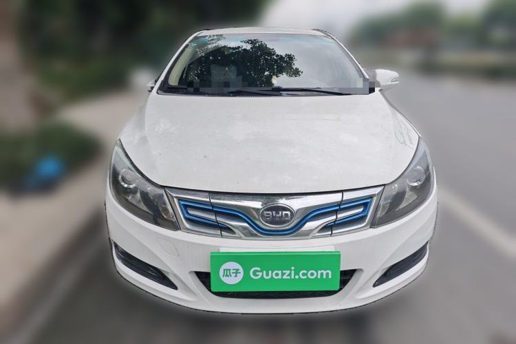 Used BYD e5 2018 Travel Edition Front