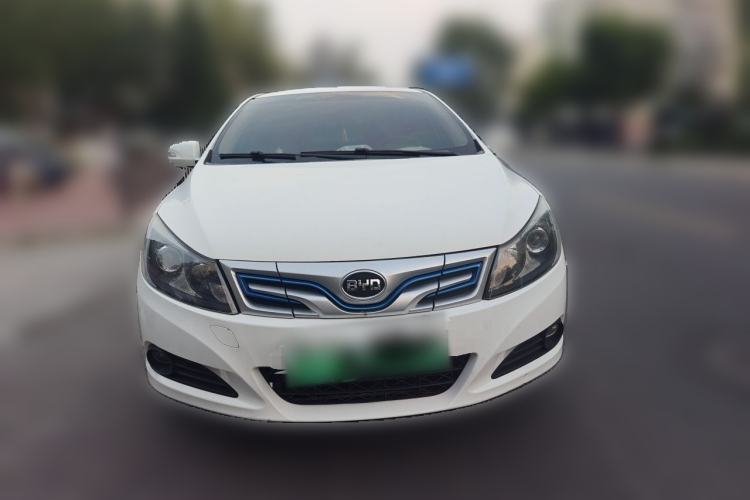Used BYD e5 2018 450 Smart Connect Enjoyment Version Front