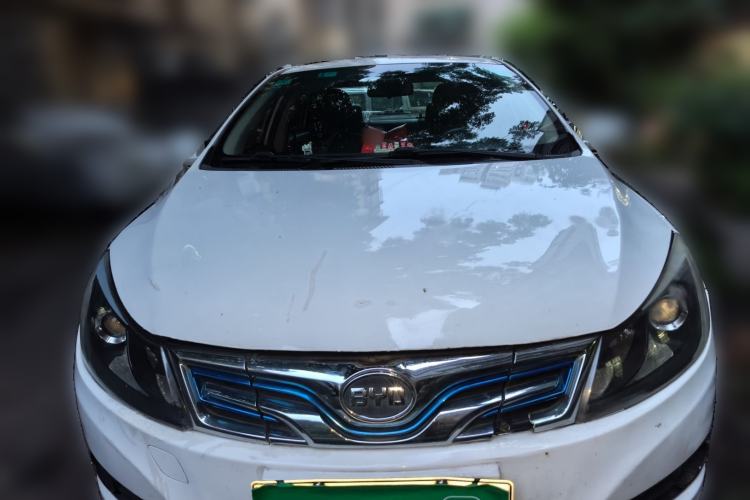 Used BYD e5 2018 450 Smart Connect Enjoyment Version Front