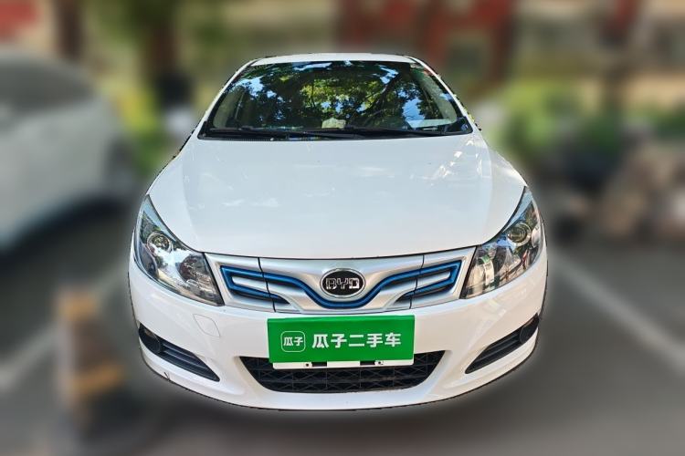 Used BYD e5 2018 450 Smart Connect Enjoyment Version Front
