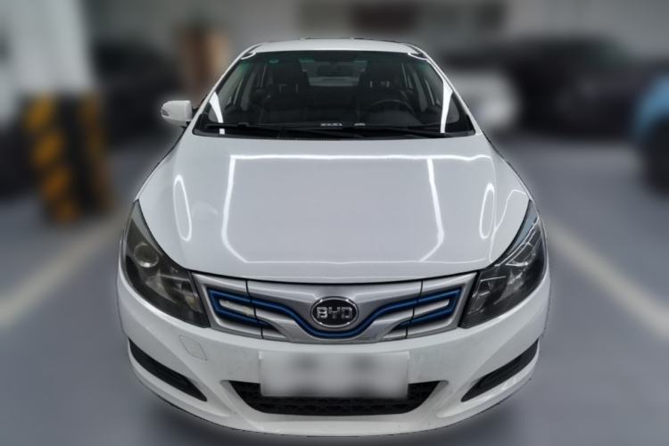 Used BYD e5 2018 Travel Edition Front