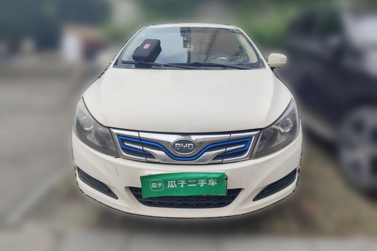 Used BYD e5 2018 Travel Edition Front