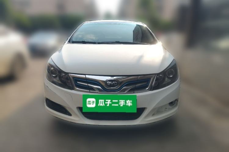 Used BYD e5 2018 Travel Edition Front