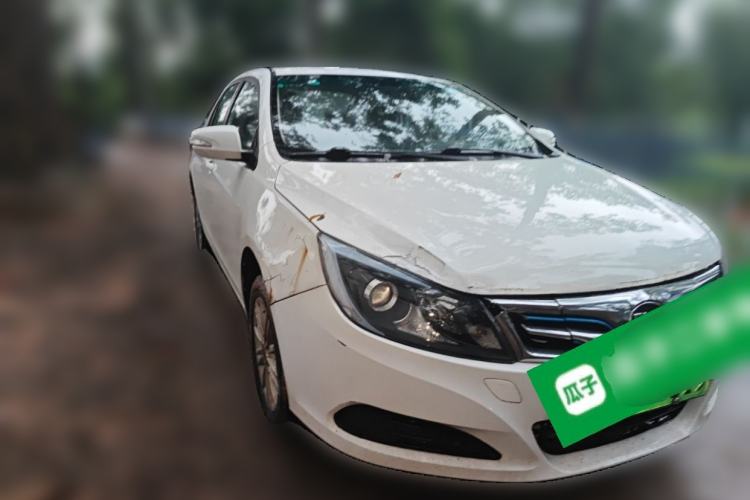Used BYD e5 2018 450 Smart Connect Enjoyment Version Front Right 45 Deg