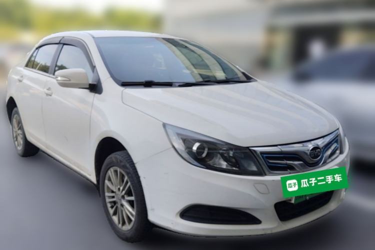 Used BYD e5 2018 Travel Edition Front Right 45 Deg
