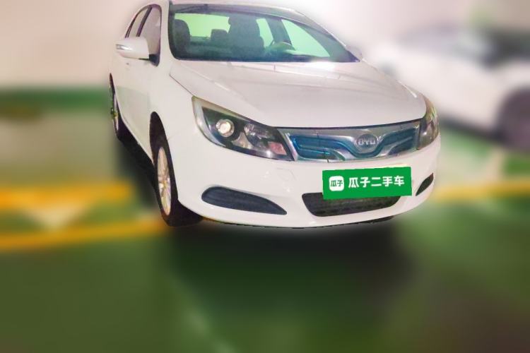 Used BYD e5 2018 Travel Edition Front Right 45 Deg
