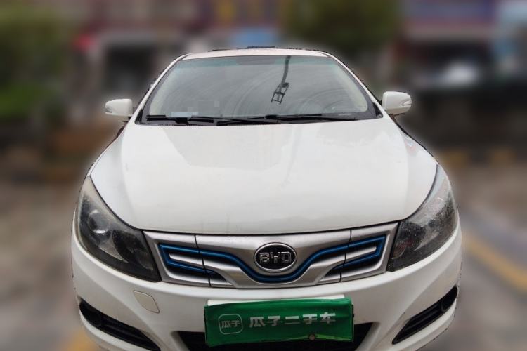 Used BYD e5 2018 450 Smart Connect Enjoyment Version Front