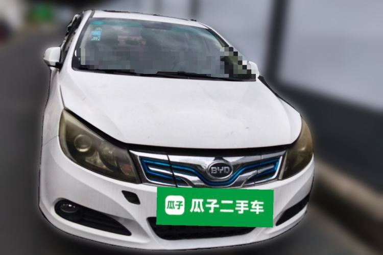 Used BYD e5 2018 450 Smart Connect Deluxe Edition Front