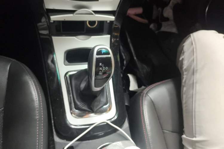 Used BYD e5 2018 Travel Edition Gear Lever