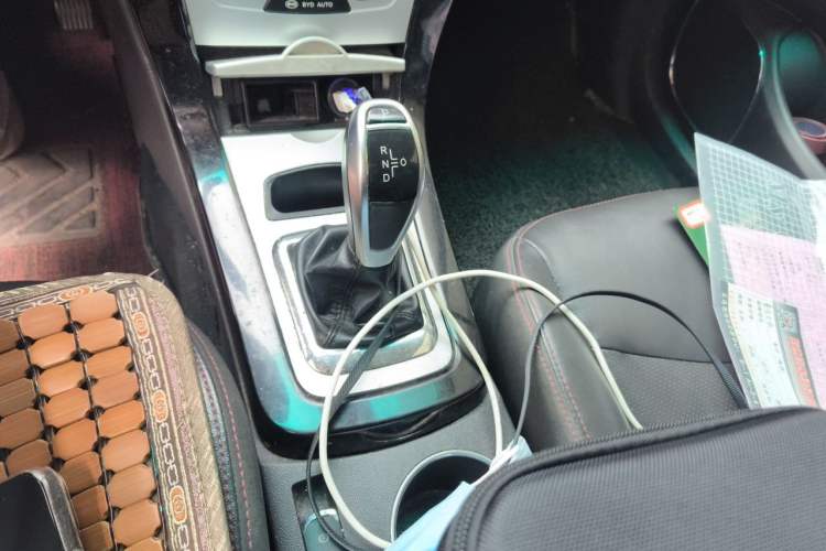 Used BYD e5 2018 450 Smart Connect Enjoyment Version Gear Lever