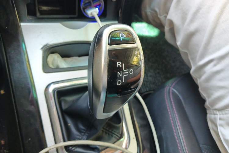 Used BYD e5 2018 Travel Edition Gear Lever
