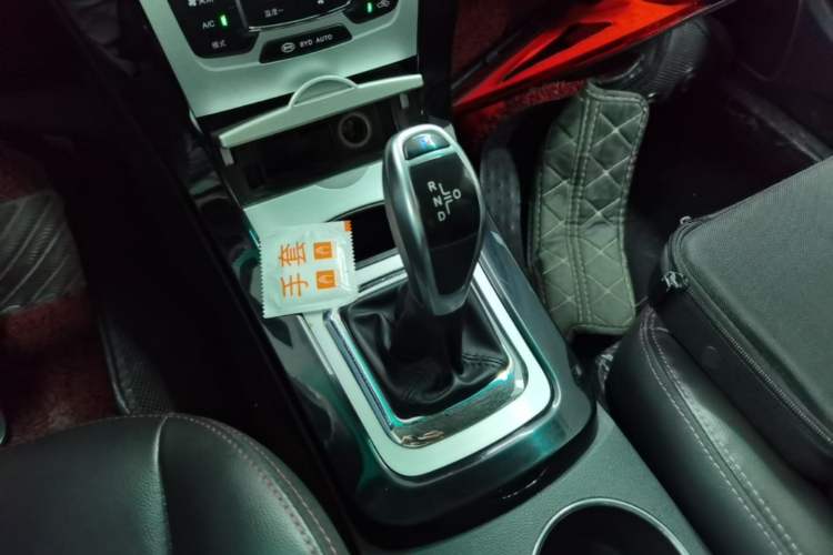 Used BYD e5 2018 Travel Edition Gear Lever