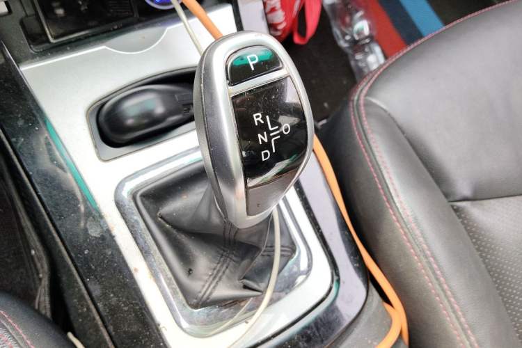 Used BYD e5 2018 Travel Edition Gear Lever