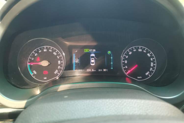 Used BYD e5 2018 Travel Edition Instrument Cluster