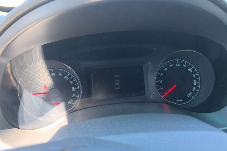 Used BYD e5 2018 Travel Edition Instrument Cluster