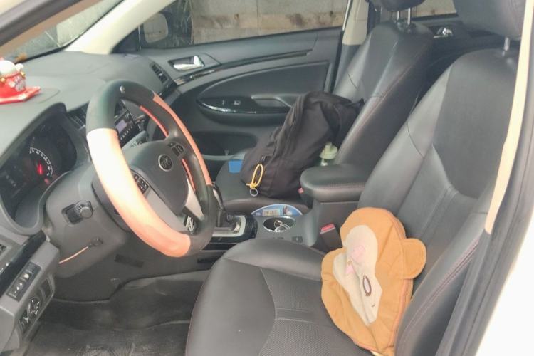 Used BYD e5 2018 450 Smart Connect Enjoyment Version Left Front Seat