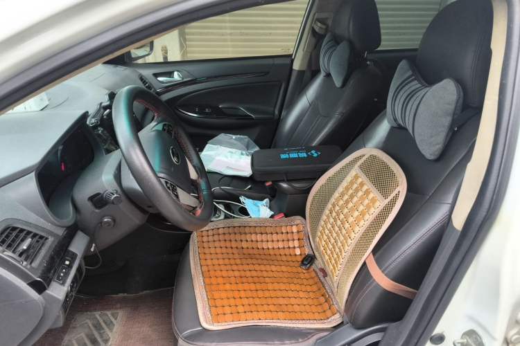 Used BYD e5 2018 450 Smart Connect Enjoyment Version Left Front Seat