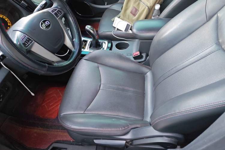 Used BYD e5 2018 450 Smart Connect Enjoyment Version Left Front Seat