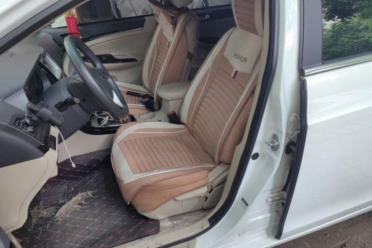 Used BYD e5 2018 450 Smart Connect Enjoyment Version Left Front Seat