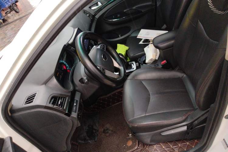 Used BYD e5 2018 450 Smart Connect Enjoyment Version Left Front Seat