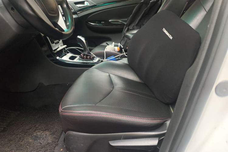 Used BYD e5 2018 450 Smart Connect Enjoyment Version Left Front Seat