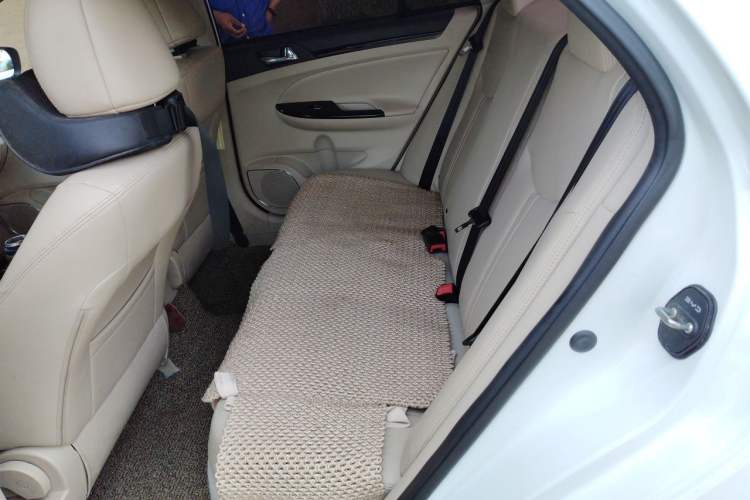 Used BYD e5 2018 450 Smart Connect Enjoyment Version Left Rear Seat