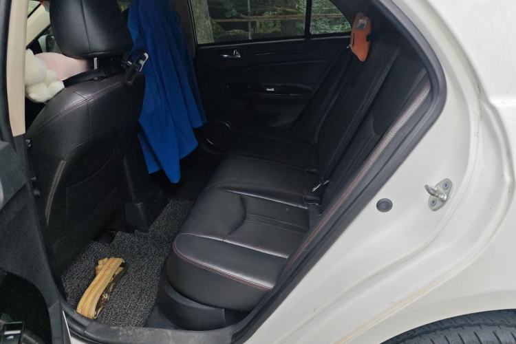 Used BYD e5 2018 Travel Edition Left Rear Seat