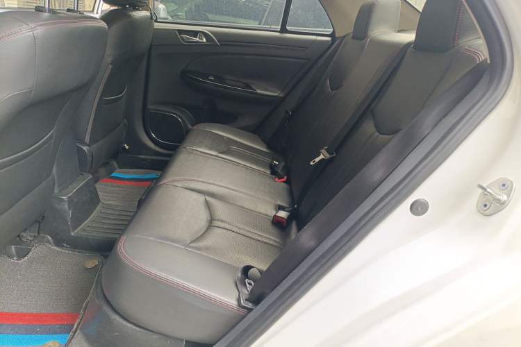 Used BYD e5 2018 Travel Edition Left Rear Seat