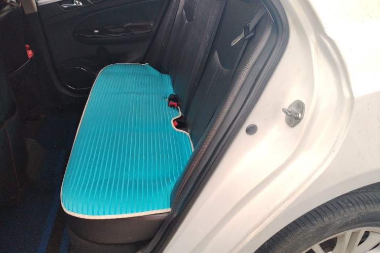 Used BYD e5 2018 Travel Edition Left Rear Seat