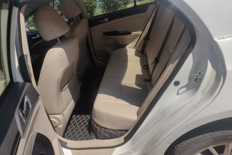 Used BYD e5 2018 450 Smart Connect Enjoyment Version Left Rear Seat